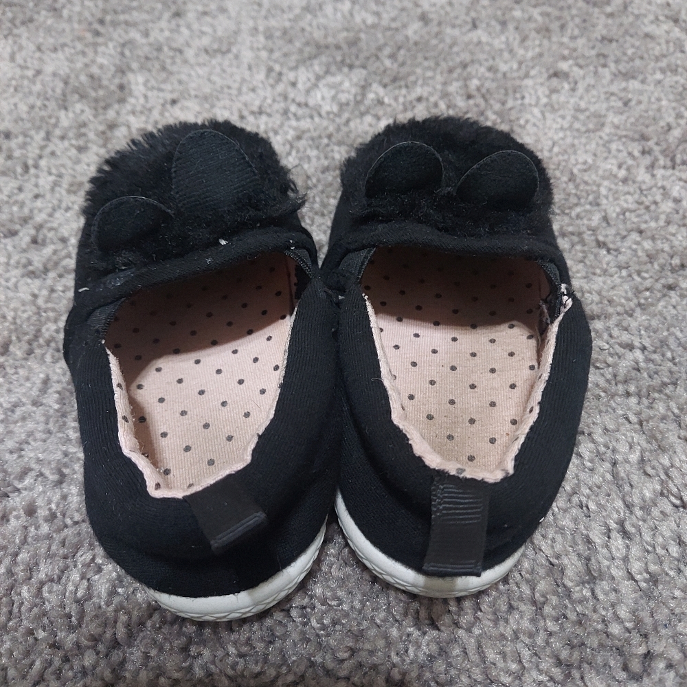 Shoes - Picture 3 of 6
